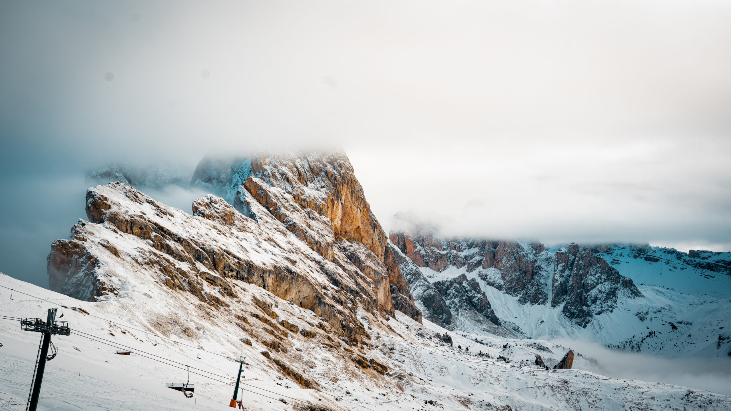 DOLOMITY